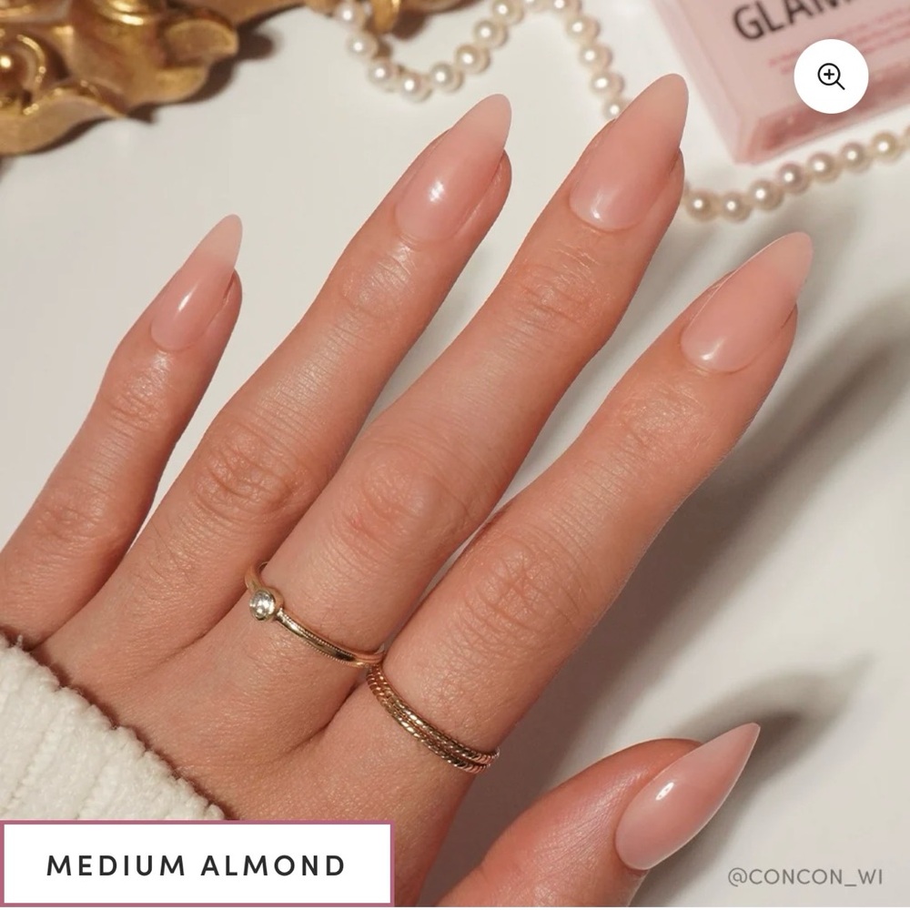 Glamnetic Press on Nails in Sheer Pink